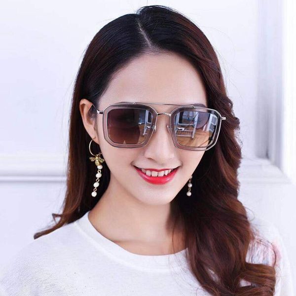 new cd0045 mens sunglasses men sun glasses women sunglasses fashion style protects eyes gafas de sol lunettes de soleil with box, White;black
new cd0045 mens sunglasses men sun glasses women sunglasses fashion style protects eyes gafas de sol lunettes de soleil with box, White;black
