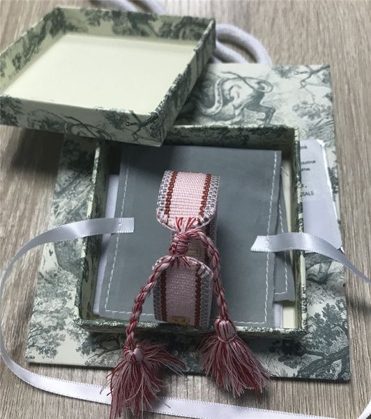 selling 2020 femme d brand cotton woven bracelets lovers bracelet embroidery tassel for women rope bracelet&bangle friendship with box set, Black
selling 2020 femme d brand cotton woven bracelets lovers bracelet embroidery tassel for women rope bracelet&bangle friendship with box set, Black