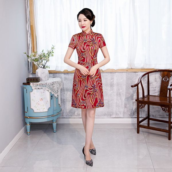 qipao mandarin collar large size 3xl cheongsam women silk short evening party dress elegant print flower slim vestidos, Red
qipao mandarin collar large size 3xl cheongsam women silk short evening party dress elegant print flower slim vestidos, Red