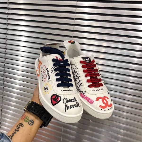 Women men lei ure hoe flat neaker colorful letter print lace up couple neaker ize 35 44
Women men lei ure hoe flat neaker colorful letter print lace up couple neaker ize 35 44