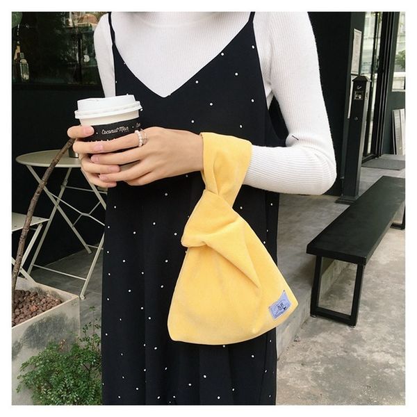 japanese-style japanese wrist bag sleeve corduroy small bagging literary and leisure hand carry coin purse women messenger bags
japanese-style japanese wrist bag sleeve corduroy small bagging literary and leisure hand carry coin purse women messenger bags