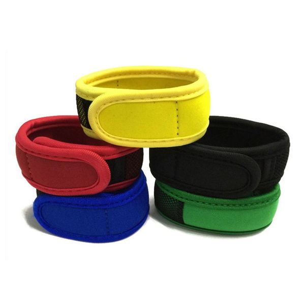 adjustable children anti mosquito bug insect repellent bracelet wrist band with 2 repellent refills, Black;red
adjustable children anti mosquito bug insect repellent bracelet wrist band with 2 repellent refills, Black;red