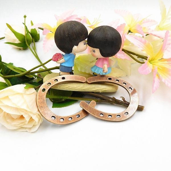 50pcs металл подковы свадебные подарки сувениры свадебный стол centerpieces kraft paper теги diy blank card baby shower сувенирная
50pcs металл подковы свадебные подарки сувениры свадебный стол centerpieces kraft paper теги diy blank card baby shower сувенирная