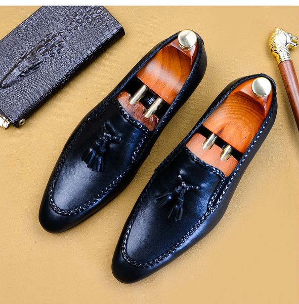 leather shoes men tassel loafer flat black slip on for men dress wedding party formal shoes
leather shoes men tassel loafer flat black slip on for men dress wedding party formal shoes
