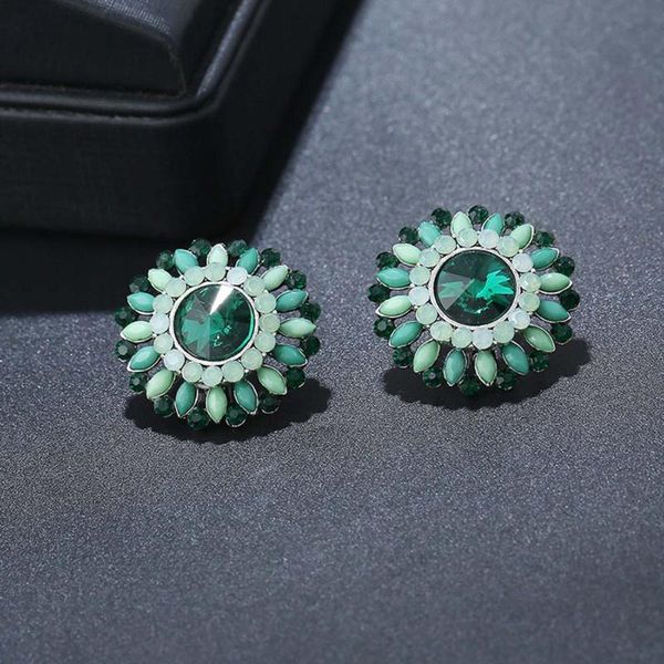 multicolor big round crystal stud earrings for women geometric earring fashion party jewelry gift green blue earings, Golden;silver
multicolor big round crystal stud earrings for women geometric earring fashion party jewelry gift green blue earings, Golden;silver
