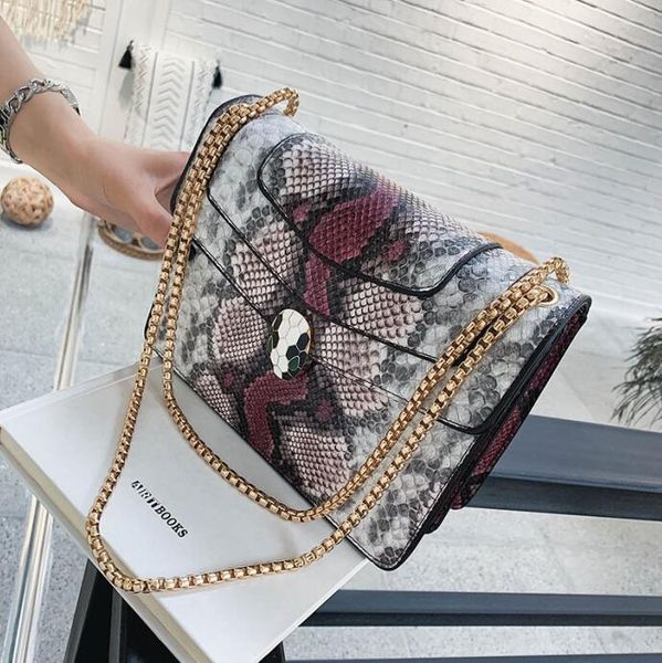 wholesale brand women handbag new color snake chain bag elegant temperament snake lock women shoulder bag foreign-style leather messenger ba
wholesale brand women handbag new color snake chain bag elegant temperament snake lock women shoulder bag foreign-style leather messenger ba