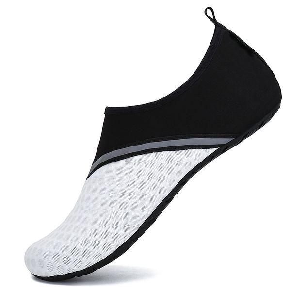 summer water shoes men breathable beach slippers aqua shoes woman quick dry swimming diving socks upstream shoes tenis masculino
summer water shoes men breathable beach slippers aqua shoes woman quick dry swimming diving socks upstream shoes tenis masculino