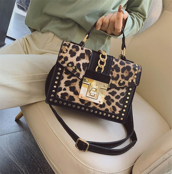 leopard pattern new style women fashion printing women shoulder bag versatile messenger bag ph-cfy20052553
leopard pattern new style women fashion printing women shoulder bag versatile messenger bag ph-cfy20052553