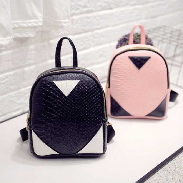 2020 stylish simple snake pattern double back mini girls backpack large capacity small leisure backpack 4183
2020 stylish simple snake pattern double back mini girls backpack large capacity small leisure backpack 4183