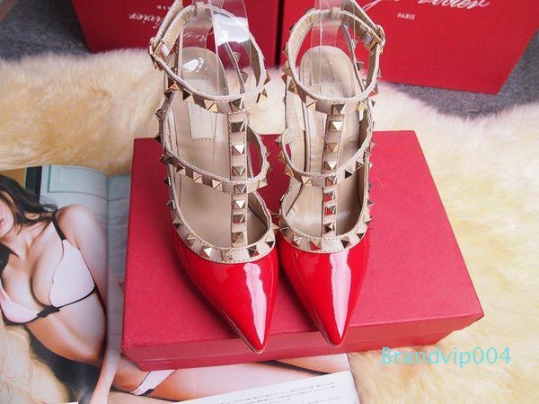2017 designer women high heels party fashion rivets girls pointed shoes dance shoes wedding shoes double straps sandals, Black
2017 designer women high heels party fashion rivets girls pointed shoes dance shoes wedding shoes double straps sandals, Black