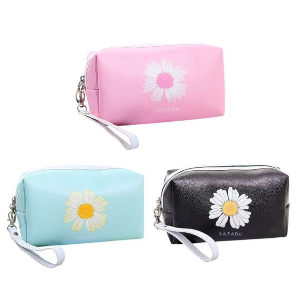 pu travel cosmetic bag classic texture creative design chic daisy flower wash toiletry pouch make up zipper organizer
pu travel cosmetic bag classic texture creative design chic daisy flower wash toiletry pouch make up zipper organizer