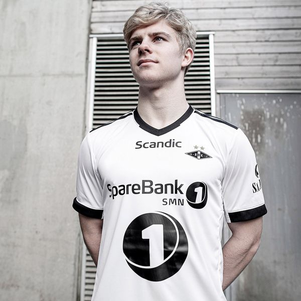 rosenborg bk home soccer jerseys 2020 2021 football shirt 20 21 rosenborg bk short sleeve jerseys camisa de futebol men's t-shirts, White;black
rosenborg bk home soccer jerseys 2020 2021 football shirt 20 21 rosenborg bk short sleeve jerseys camisa de futebol men's t-shirts, White;black