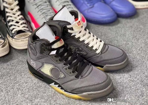 jumpman off air 5 white retro men basketball shoes black muslin textile mesh upper 3m reflective 5s sports sneakers ct8480-001
jumpman off air 5 white retro men basketball shoes black muslin textile mesh upper 3m reflective 5s sports sneakers ct8480-001