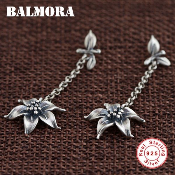 balmora аутентичные стерлингового 925 ретро цветок мотаться серьги для женщин подарок любовнику тайские серебряные ювелирные изделия brincos, Silver
balmora аутентичные стерлингового 925 ретро цветок мотаться серьги для женщин подарок любовнику тайские серебряные ювелирные изделия brincos, Silver