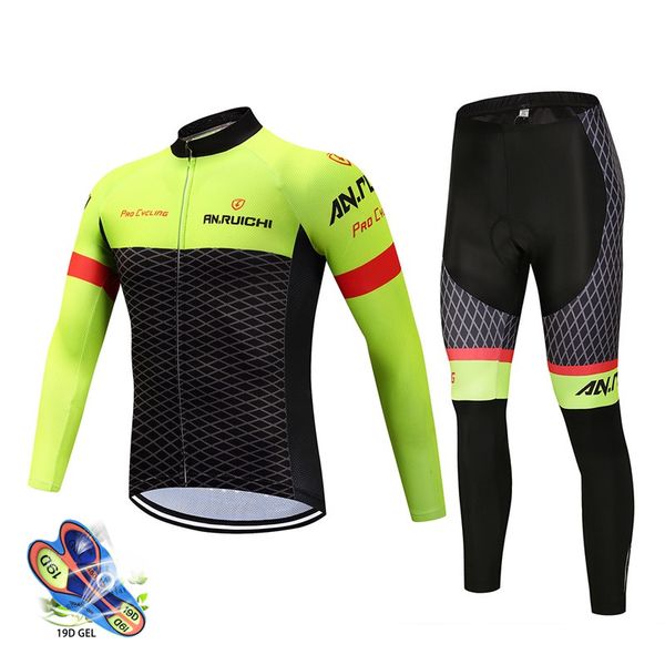 2019 spring men pro team long sleeve cycling jersey set bib pant mtb ropa ciclismo hombre cycling clothing, Black;blue
2019 spring men pro team long sleeve cycling jersey set bib pant mtb ropa ciclismo hombre cycling clothing, Black;blue