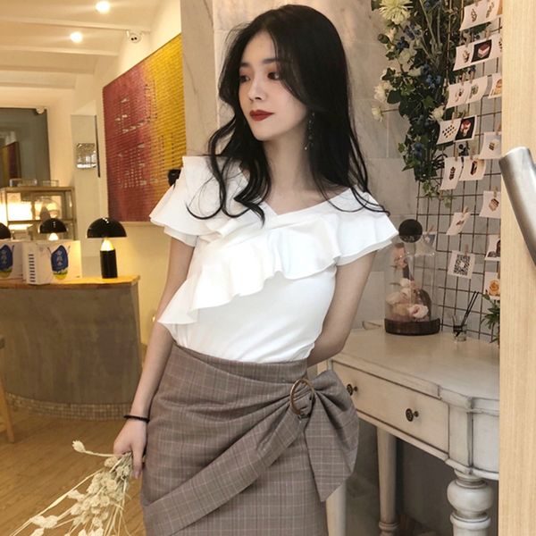 2020v collar strapless t-shirt women's short sleeve scheming one-line underwear shoulder strap shoulder strap collar all-match fashi, White
2020v collar strapless t-shirt women's short sleeve scheming one-line underwear shoulder strap shoulder strap collar all-match fashi, White