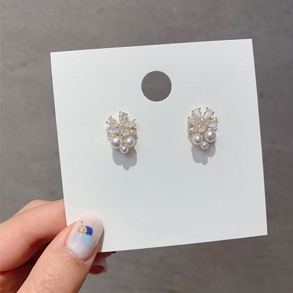 romantic crystal rhinestones flower stud earrings fashion imitation pearl women earrings jewelry accessories girl gift, Golden;silver
romantic crystal rhinestones flower stud earrings fashion imitation pearl women earrings jewelry accessories girl gift, Golden;silver