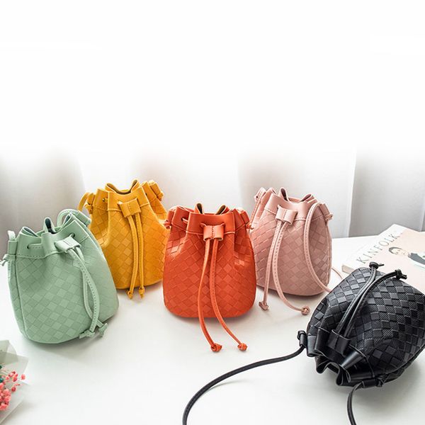korean style rhombic drawstring messenger bag fashion chic solid color women bucket bag x
korean style rhombic drawstring messenger bag fashion chic solid color women bucket bag x