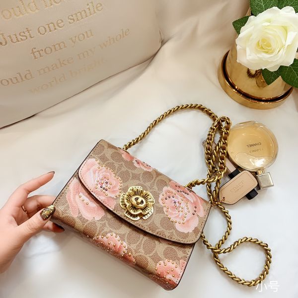designer handbag coach fashion bag leather shoulder bag crossbody bag handbag wallet handbag backpack wallet 6698
designer handbag coach fashion bag leather shoulder bag crossbody bag handbag wallet handbag backpack wallet 6698