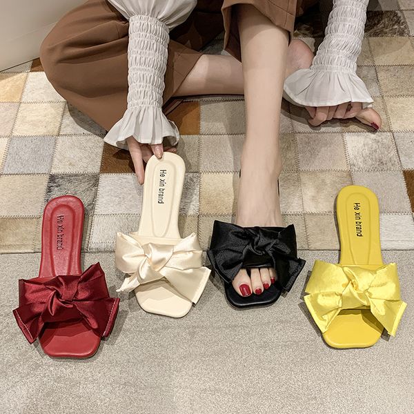 new 2020 stye woman comfortable low heel summer slides women silk satin bow slippersottom sandals female, Black
new 2020 stye woman comfortable low heel summer slides women silk satin bow slippersottom sandals female, Black