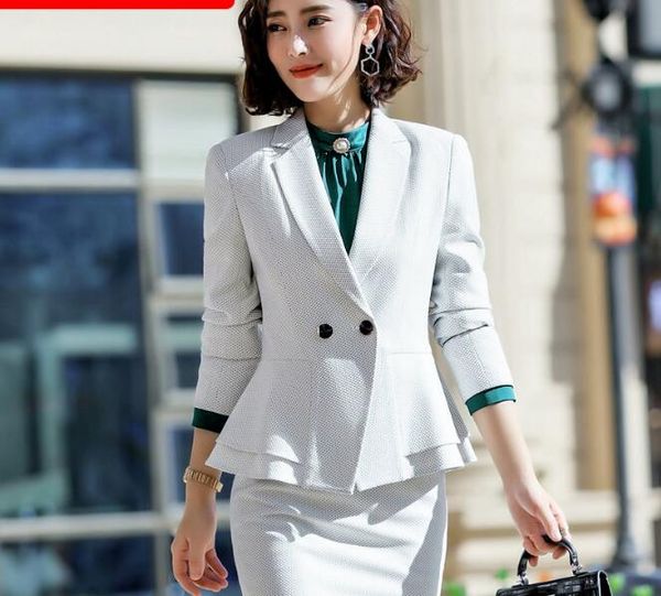 2020 spring vintage single button women pant suit white blazer jacket & high waist pant office wear women suits
2020 spring vintage single button women pant suit white blazer jacket & high waist pant office wear women suits