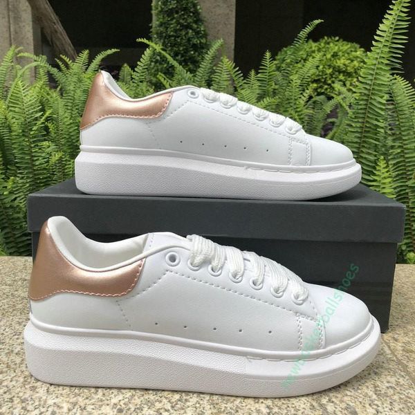 black white velvet platform casual shoes designer sneakers leather lace up mens womens chaussures luxury fashion party chaussures
black white velvet platform casual shoes designer sneakers leather lace up mens womens chaussures luxury fashion party chaussures