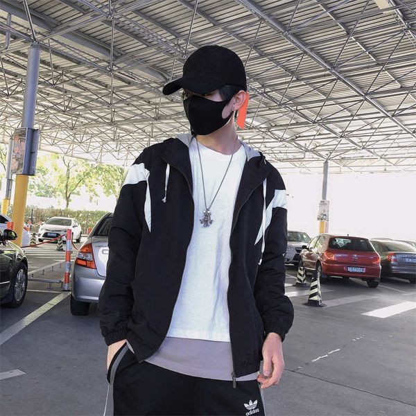 2019 new arrival mens designer hooded jackets luxury autumn sports jacket coat fashion brand mens hoodies jackets mens clothes, Black;brown
2019 new arrival mens designer hooded jackets luxury autumn sports jacket coat fashion brand mens hoodies jackets mens clothes, Black;brown