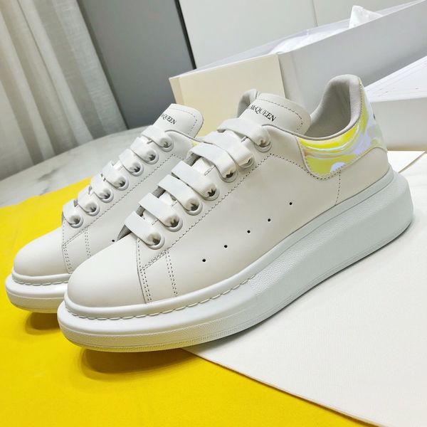 platform men's and women's shoes wild vintage luxury white shoes star thick bottom leather reflective sneakers 10, Black
platform men's and women's shoes wild vintage luxury white shoes star thick bottom leather reflective sneakers 10, Black