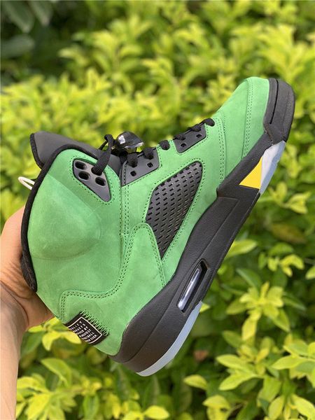 новые air аутентичные 5 se oregon ducks баскетбол обувь яблоко зеленый желтый удар черный jumpman светоотражающие ретро мужчины спорт кроссо
новые air аутентичные 5 se oregon ducks баскетбол обувь яблоко зеленый желтый удар черный jumpman светоотражающие ретро мужчины спорт кроссо
