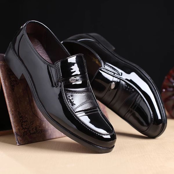 the new spring and autumn men's shoes men's korean version of middle-aged and elderly men's shoes business dress casual briti, Black
the new spring and autumn men's shoes men's korean version of middle-aged and elderly men's shoes business dress casual briti, Black
