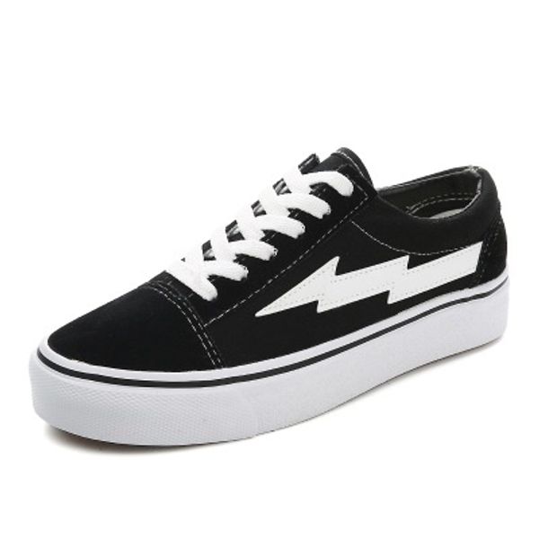 Yezee Calabasas Stylist Ian Connors Revenge X Storm Sneakers kanye west calabasas Casual Shoe Men Women Shoes Four Colors Wholesale EUR36-45
Yezee Calabasas Stylist Ian Connors Revenge X Storm Sneakers kanye west calabasas Casual Shoe Men Women Shoes Four Colors Wholesale EUR36-45