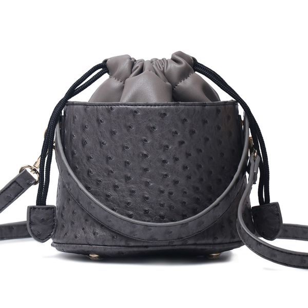 горячая slaes серого страус корзина сумка для женщин 2020 моды страус tote bag
горячая slaes серого страус корзина сумка для женщин 2020 моды страус tote bag