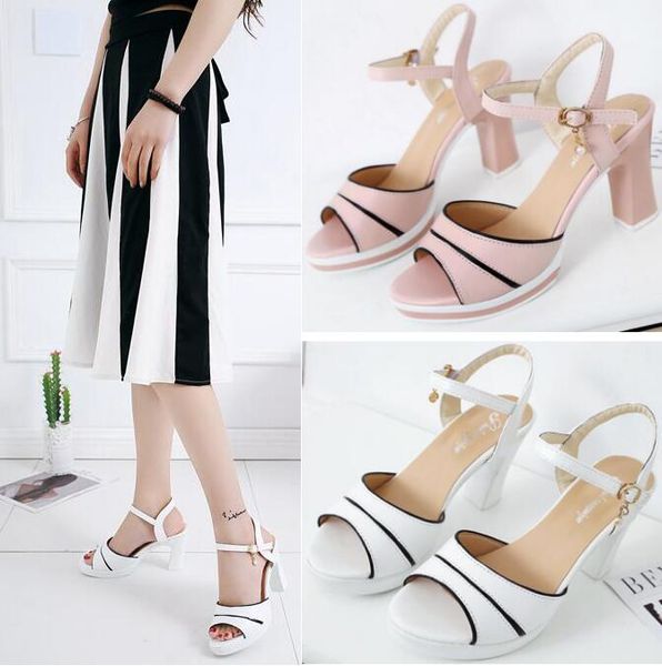 new high-heeled sandals 2019 summer fresh classic solid color wild thick with princess female sandals girls sandals, Black
new high-heeled sandals 2019 summer fresh classic solid color wild thick with princess female sandals girls sandals, Black