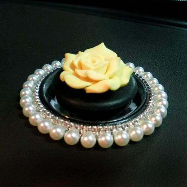 beautiful car ornament with flower shape perfume seat for women home office car interior decoration
beautiful car ornament with flower shape perfume seat for women home office car interior decoration