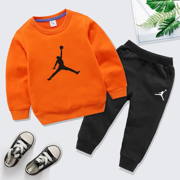 10 colors brand designer 100% cotton kids clothes boys girls clothing set tracksuits sportswear long sleeve sweatshirt+pant set for children, White
10 colors brand designer 100% cotton kids clothes boys girls clothing set tracksuits sportswear long sleeve sweatshirt+pant set for children, White