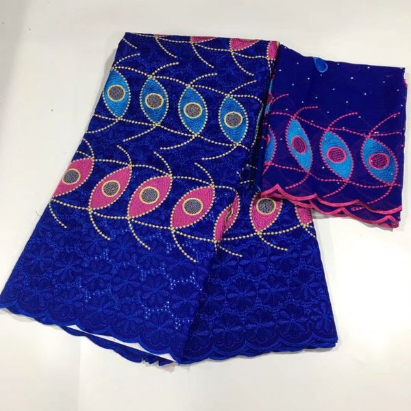 5yards fashionable royal blue embroidery african cotton fabric and 2yards french net lace set for dress hs21-3, Black;white
5yards fashionable royal blue embroidery african cotton fabric and 2yards french net lace set for dress hs21-3, Black;white