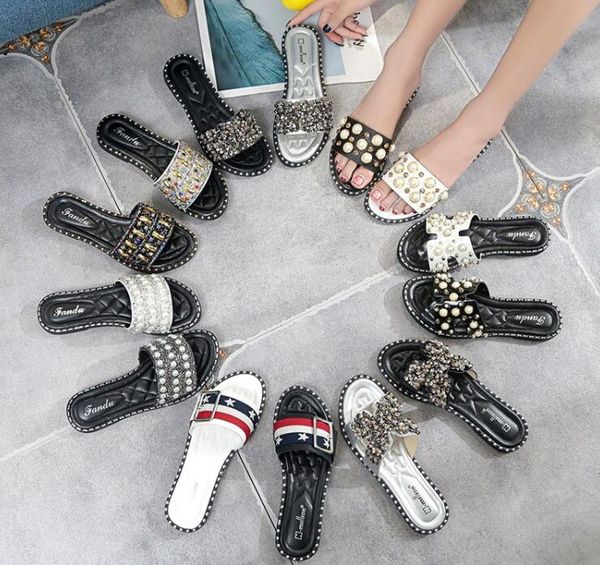 Women Summer outdoors Beach Slippers Classics Rhinestone Rivets Slippers Pregnant woman Non-slip flat heel Women Sandals Summer Style
Women Summer outdoors Beach Slippers Classics Rhinestone Rivets Slippers Pregnant woman Non-slip flat heel Women Sandals Summer Style