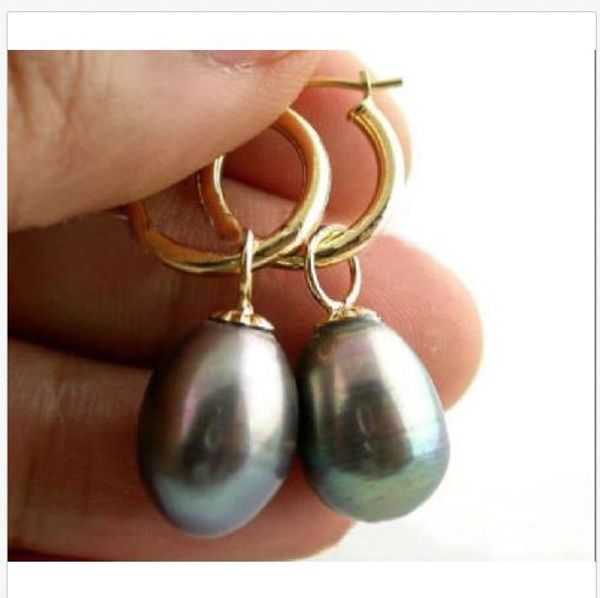 very beautiful a pair 12-13mm south sea black pearl earring 14k gold, Golden;silver
very beautiful a pair 12-13mm south sea black pearl earring 14k gold, Golden;silver