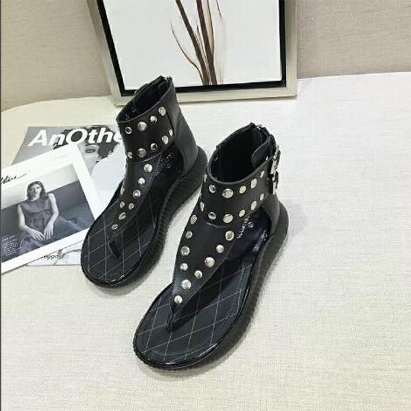genuine leather women man designer sandal luxury flip flops metal summer slipper large size 35-40 with, Black
genuine leather women man designer sandal luxury flip flops metal summer slipper large size 35-40 with, Black