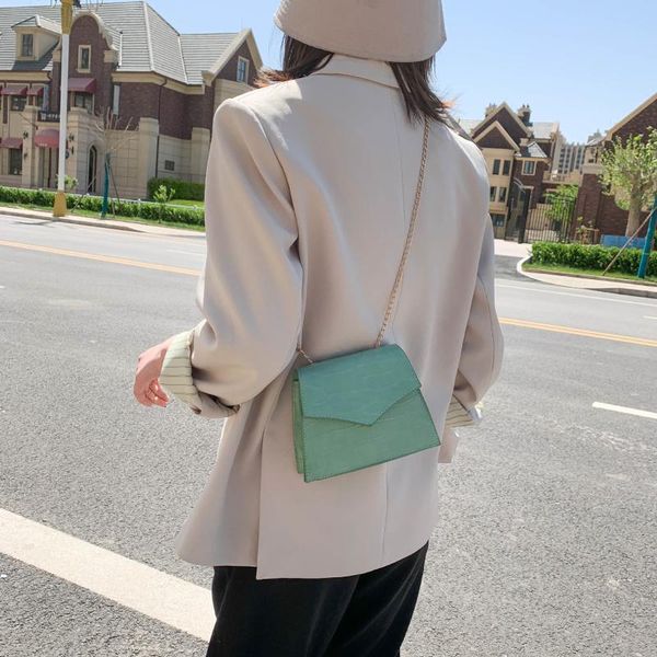 2020 new ladies shoulder bag stone pattern shoulder solid color bag korean fashion messenger small square
2020 new ladies shoulder bag stone pattern shoulder solid color bag korean fashion messenger small square