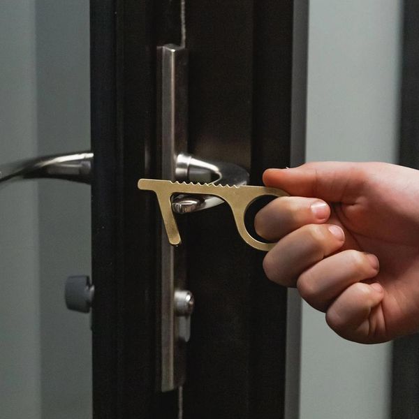 non contact door opener keychain elevator button handle anti-contact prevent key chain no touch small edc tool gift, Silver
non contact door opener keychain elevator button handle anti-contact prevent key chain no touch small edc tool gift, Silver