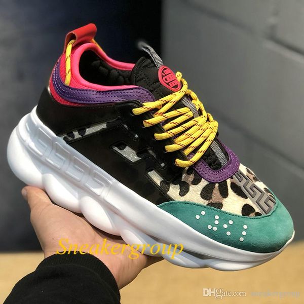 2019 luxury designer shoes chain reaction casual shoes black white mesh rubber leather flat mens womens fashion sneakers
2019 luxury designer shoes chain reaction casual shoes black white mesh rubber leather flat mens womens fashion sneakers