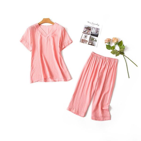 plus size 2019 summer women pajamas 2 pcs short sleeve 3/4 pants casual sleepwear home suit female nightwear pyjama femme, Blue;gray
plus size 2019 summer women pajamas 2 pcs short sleeve 3/4 pants casual sleepwear home suit female nightwear pyjama femme, Blue;gray