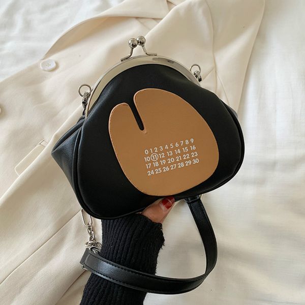 ladies fashion chains mini evening clutch purse shoulder bags for women 2020 summer pu leather party messenger bag sac a main
ladies fashion chains mini evening clutch purse shoulder bags for women 2020 summer pu leather party messenger bag sac a main
