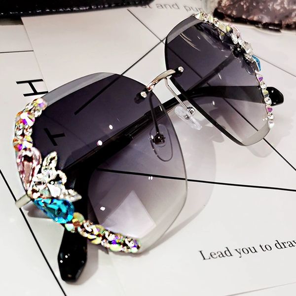 vintage fashion oversized rimless sunglasses women famous design diamond square sun glasses for female, White;black
vintage fashion oversized rimless sunglasses women famous design diamond square sun glasses for female, White;black
