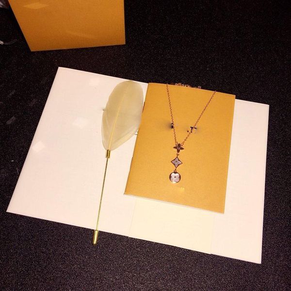 diamond blossom necklace bracelet chain luxury designer jewelry women necklace women earrings love bracelet mens 14k gold chains 2020 new, Silver
diamond blossom necklace bracelet chain luxury designer jewelry women necklace women earrings love bracelet mens 14k gold chains 2020 new, Silver