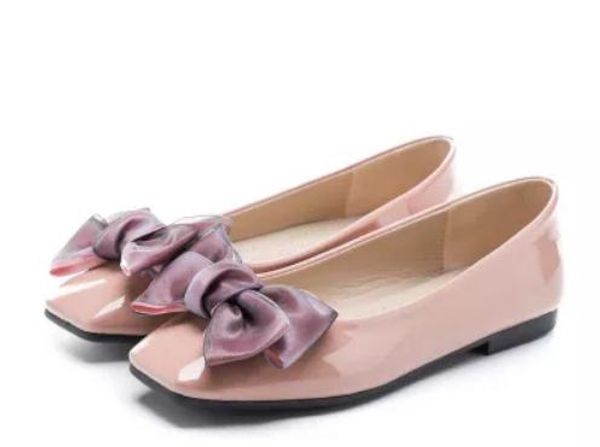 2019 bowknot women's shoes in spring and autumn with new style flat bottom square head, Black
2019 bowknot women's shoes in spring and autumn with new style flat bottom square head, Black