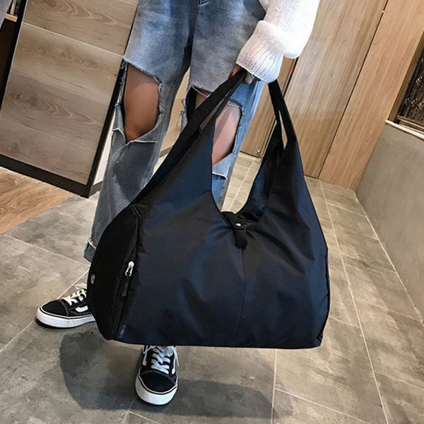 zipper independent shoe case storage dry wet swimming solid gym bag sports accessory large capacity travel yoga fitness
zipper independent shoe case storage dry wet swimming solid gym bag sports accessory large capacity travel yoga fitness