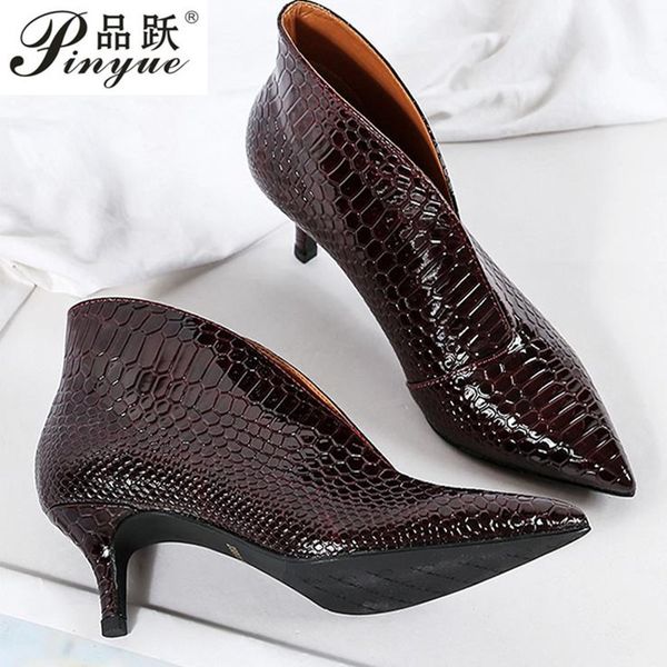 pointed toe v mouth stilettos single shoes small big size thin high heel shoes women snake patent leather pumps women shoes, Black
pointed toe v mouth stilettos single shoes small big size thin high heel shoes women snake patent leather pumps women shoes, Black