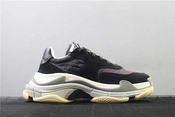 retro brand men casual shoes grain leather shoes black and grey triple s 2.0 sneaker dad shoe fashion casual outdoor
retro brand men casual shoes grain leather shoes black and grey triple s 2.0 sneaker dad shoe fashion casual outdoor